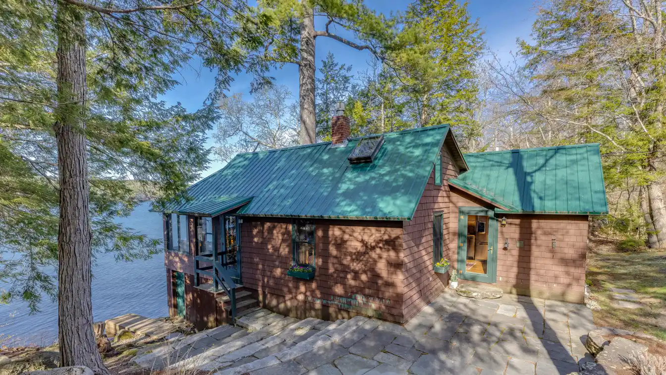 Lakeside Cottage on Squam Lake