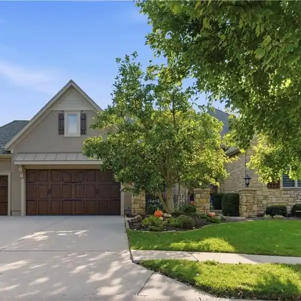 IMPECCABLY MAINTAINED AND BEAUTIFULLY UPDATED HOME