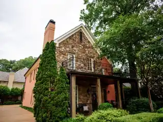Beautiful Southern Place Condo