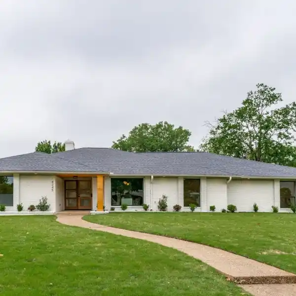 UPDATED HOME IN A PRIME NEIGHBORHOOD