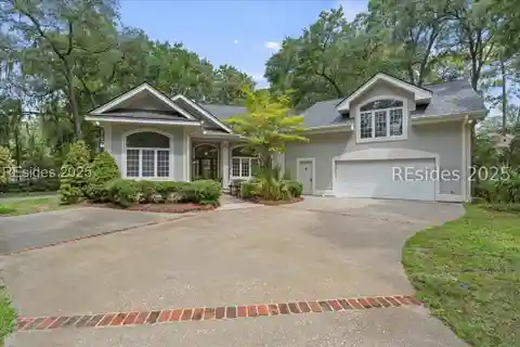 Versatile Home an Premium Property