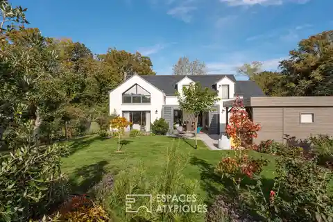 Magnificent Fully Renovated Contemporary Home