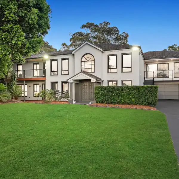 EXPANSIVE AND VERSATILE HOMESTEAD