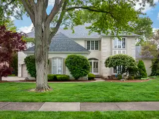 Wonderful Custom Home at the End of a Cul-de-sac