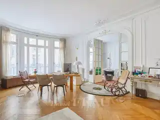 Magnificent Apartment in an Exceptional Building