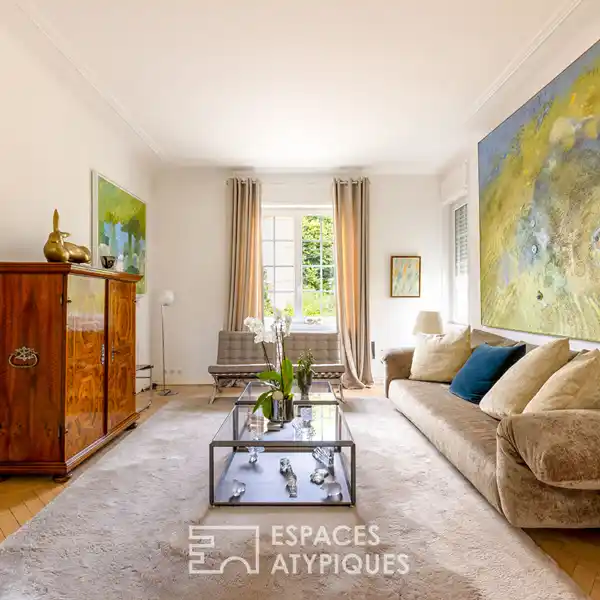 ARCHITECT-DESIGNED ESTATE WITH TIMELESS ELEGANCE