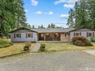 Kent Equestrian Estate on 2.8 Acres