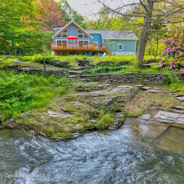 NEW HOME ON TWO PRIVATE ACRES ALONG SAWKILL CREEK