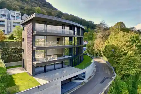 Three Bedroom Skydeck Apartment