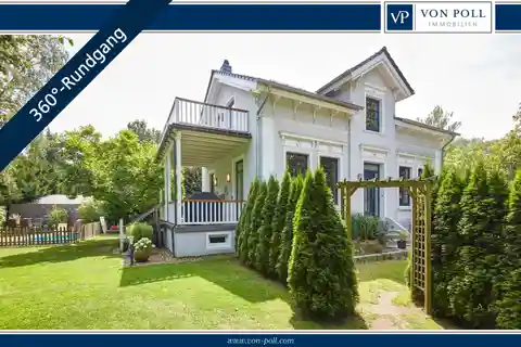 Renovated and Versatile Villa