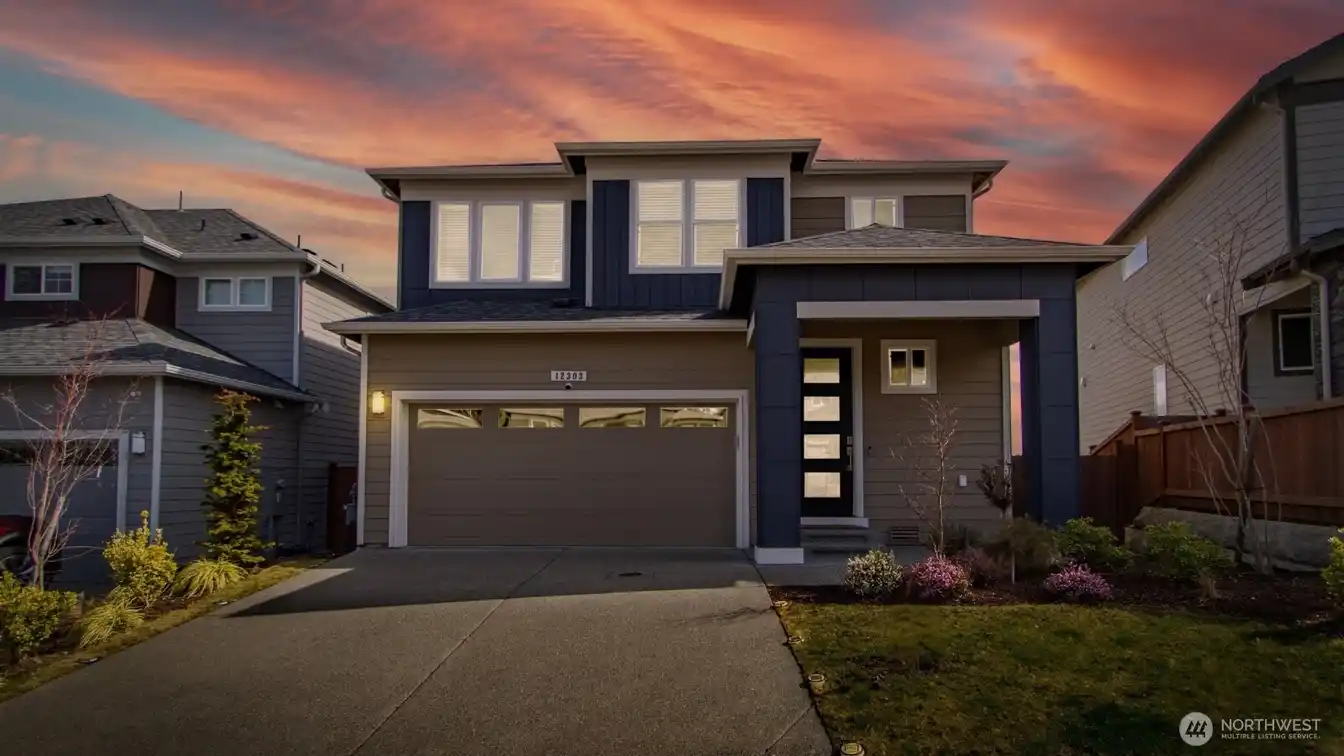 Better-than-new Home in Remmington Ranch