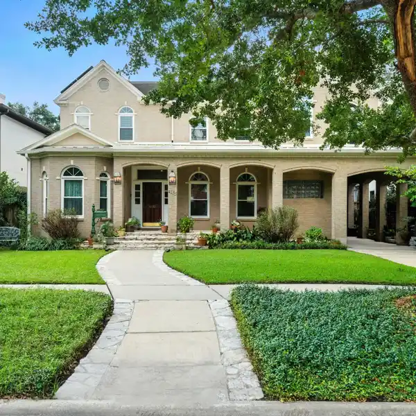 TIMELESS DESIGN WITH MODERN EFFICIENCY