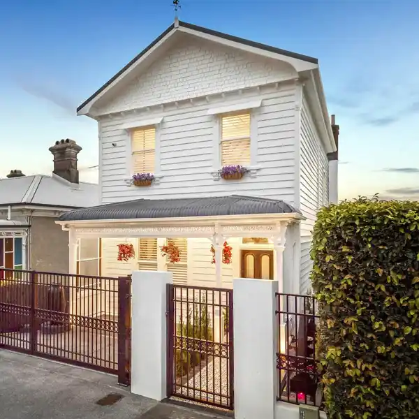 TIMELESS SOPHISTICATION MEETS HISTORICAL CHARM