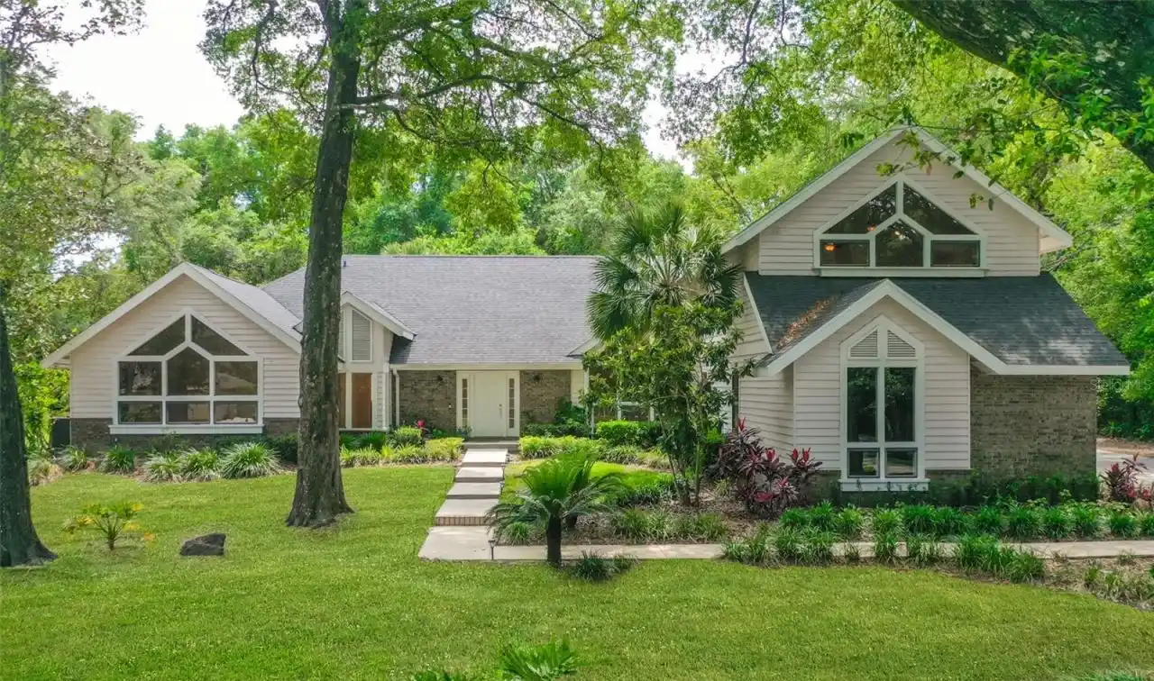 Stunningly Remodeled Pool Home in the Estates