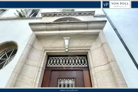 Versatile Light-Flooded Apartment