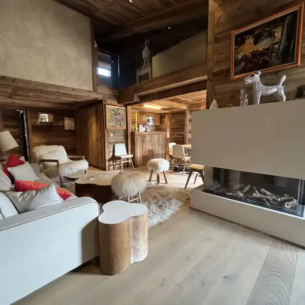 MAGNIFICENT DUPLEX APARTMENT