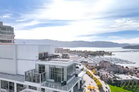 Kelowna Skyline Penthouse