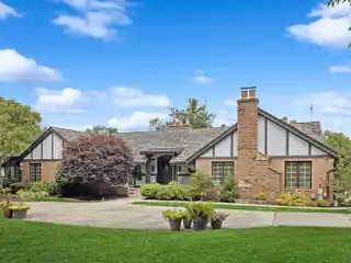Rare Glen Ellyn Retreat