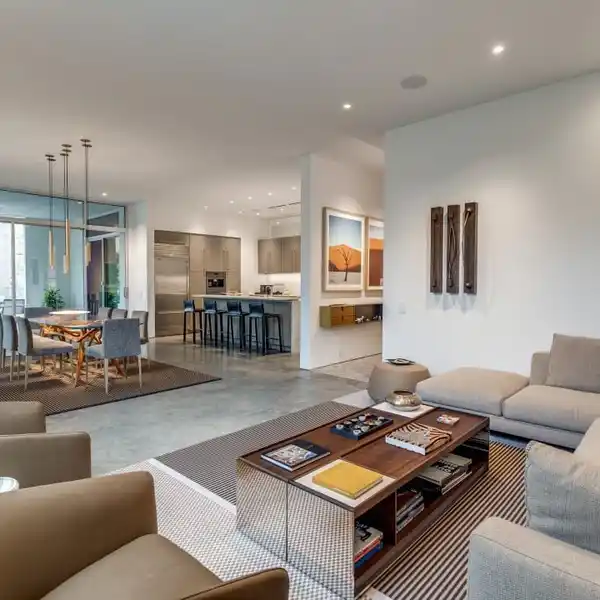 EXCLUSIVE ART HOUSE WITH CUSTOM DESIGN, AND PRIVATE PATIO