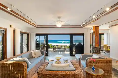 Unbeatable View at Pipeline