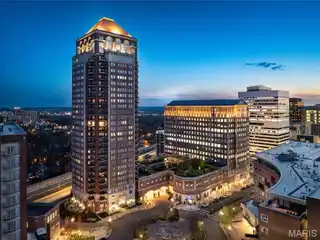 Luxury and Convenience in the Plaza