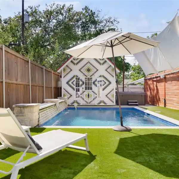 BEAUTIFULLY RENOVATED CIRCA 1900 TRAVIS HEIGHTS COTTAGE