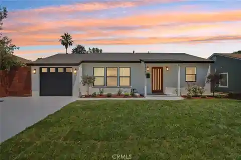 Beautifully Updated Pool Home