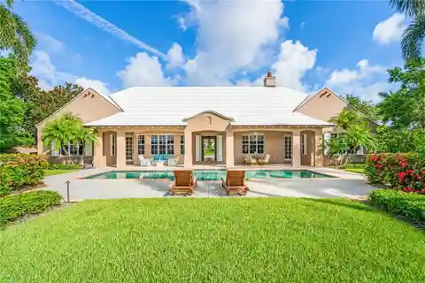 Charming Architect-Designed Golf Estate