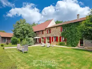 Luxurious Countryside Estate with Equestrian Facilities