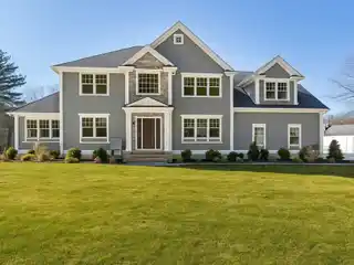 Refined New England Homes with Exceptional Craftsmanship