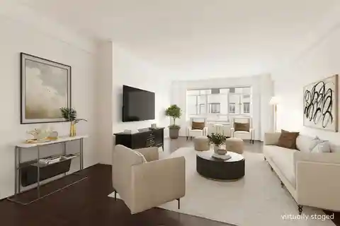 Goregous Fifth Avenue Apartment