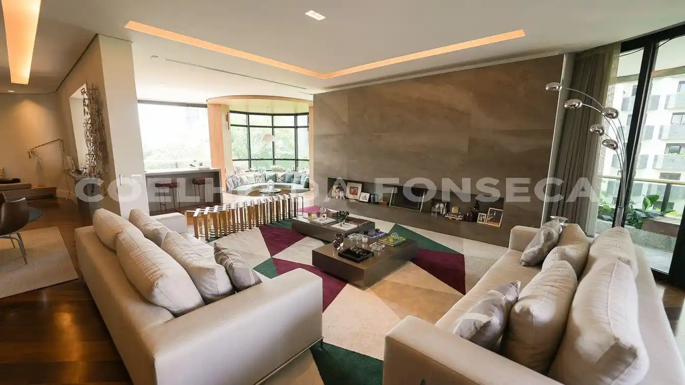 Expansive Apartment with Stunning Views