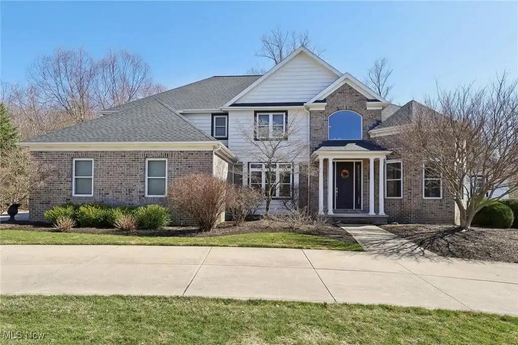 Colonial Home in North Park Estates