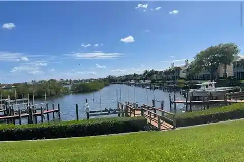 Panoramic Waterfront Living with Yacht-Like Luxury