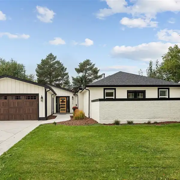 MODERN LUXURY HOME FEATURING VAULTED CEILINGS AND PATIO
