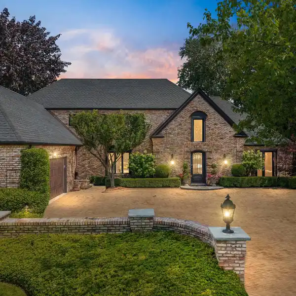 RECENTLY RENOVATED SANCTUARY