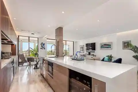 Exquisite Newly Renovated Home in Park Shore