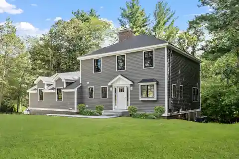 Masterfully Built New Construction in a Popular Neighborhood