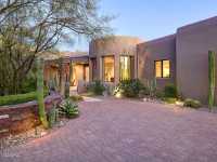 OUTSTANDING SOUTHWESTERN CONTEMPORARY IN THE CANYONS