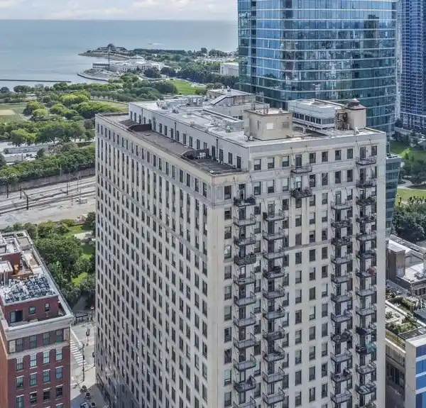 UNIQUE TWO-RESIDENCE COMBINATION