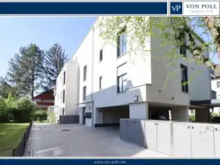 Beautiful Garden Apartment