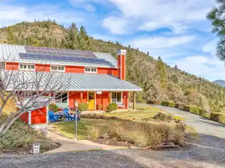 Refined Custom View Home on 95 Acres