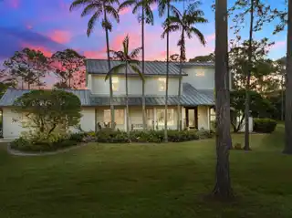 Farmhouse Retreat in the Heart of Jupiter Farms