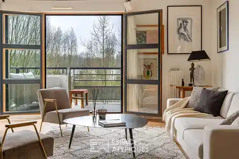 Serene Apartment with Terrace Overlooking Gardens