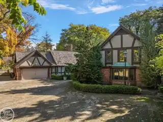 Updated Architectural Home in Grosse Pointe