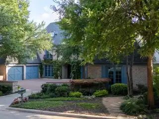 Exciting Jewel in Prestigious Lake Forest