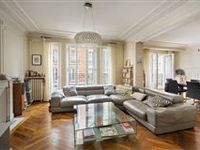 PEACEFUL APARTMENT LOCATED IN THE CAPITAL’S ICONIC BUTTE MONTMARTRE