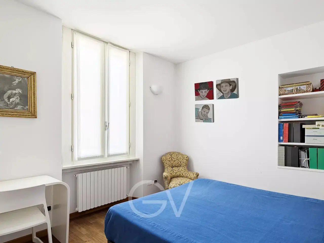 Small Image