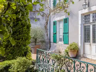 Historic Grace Meets Modern Sophistication