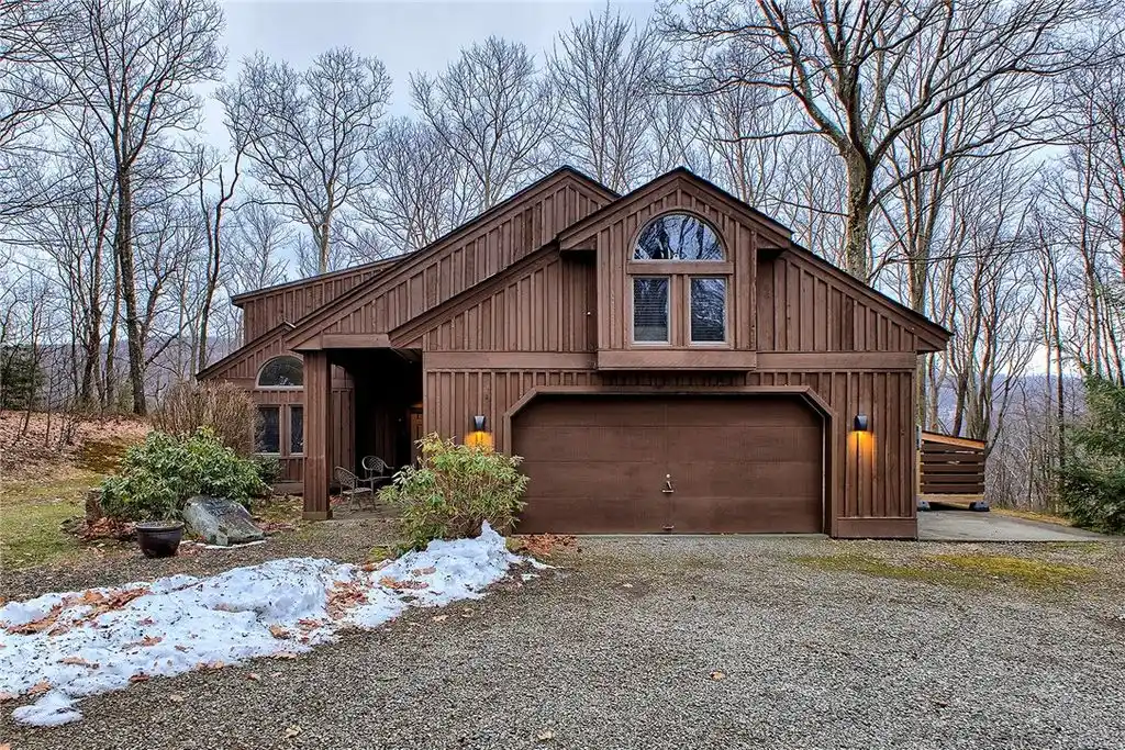 Quality Home on a Private Road